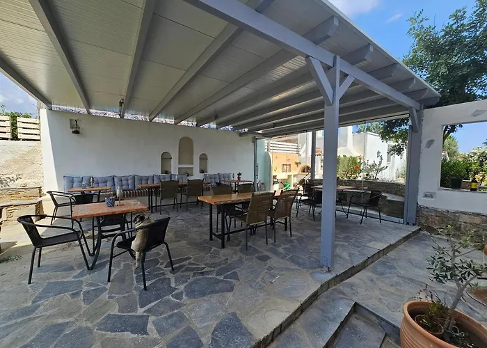 Sunlight Naxos Lägenhetshotell 4*